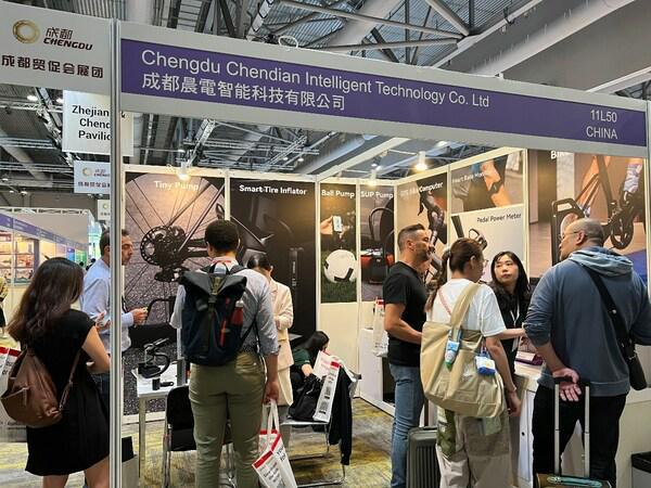 在香港遇見(jiàn)“成都造” 低調(diào)優(yōu)質(zhì)搶灘國(guó)際市場(chǎng)的成都科技